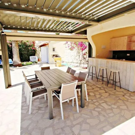 Villa Felipa